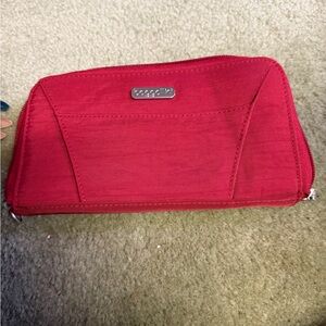 Baggallini Crimson Wallet